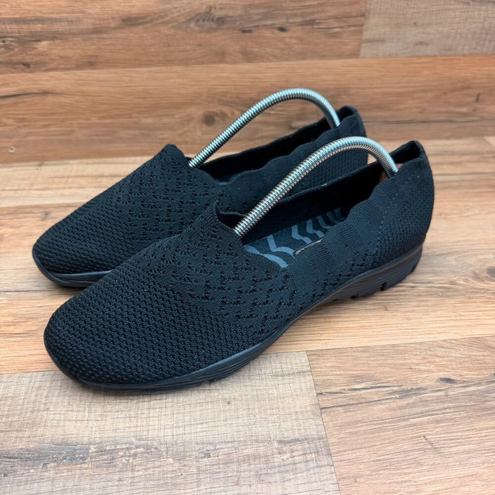 Skechers Wo’s  size 8.5 Seager Stat Memoy Foam Black Mesh Shoes
